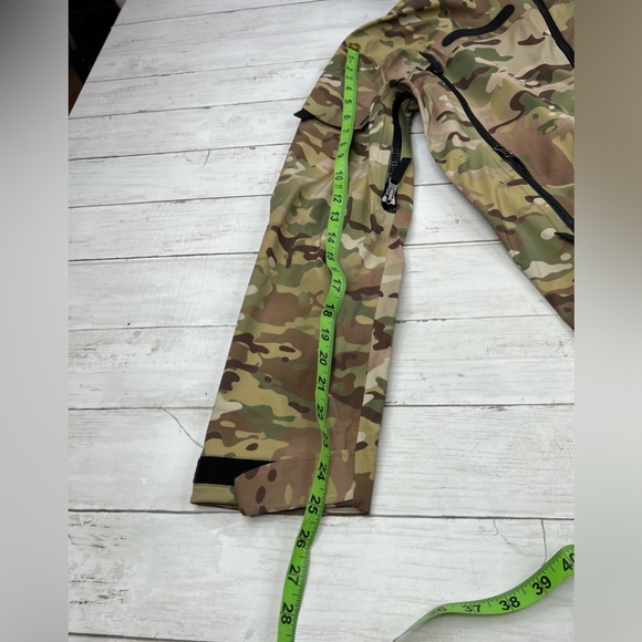 NikeLab Collection Crye Precision Shell Size Small Camo - Picture 12 of 12